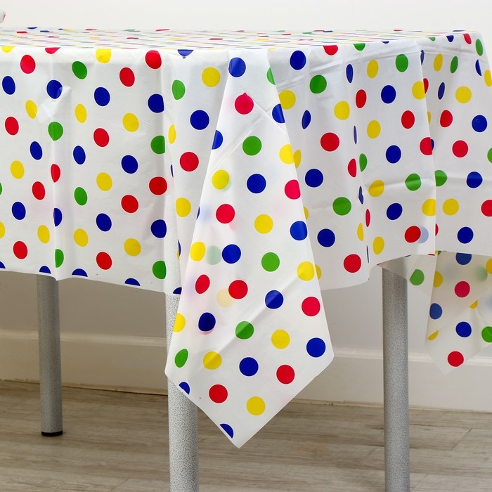 Скатерть &laquo;Конфетти&raquo;, 137х274 см.