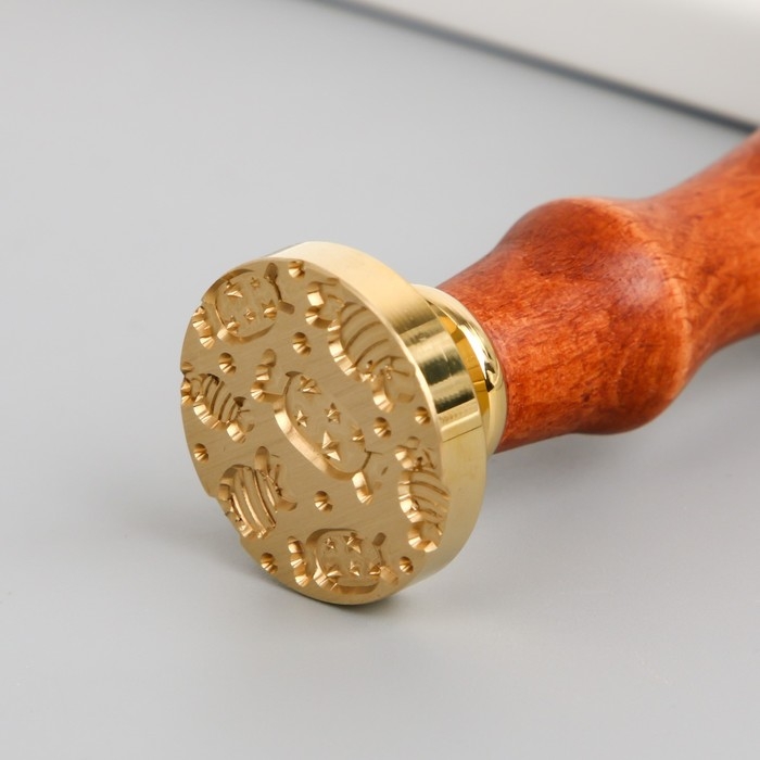 Печать для сургуча с деревянной ручкой Печать для сургуча с деревянной ручкой "Конфетки" 9х2,5х2,5 см