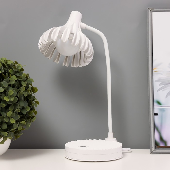 Настольная лампа Настольная лампа "Санди" LED 4Вт USB АКБ белый 11,7х14,5х18 см