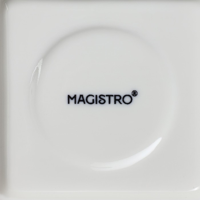 Блюдо фарфоровое Magistro «Сюита», d=30,5 см, цвет белый Блюдо фарфоровое Magistro «Сюита», d=30,5 см, цвет белый