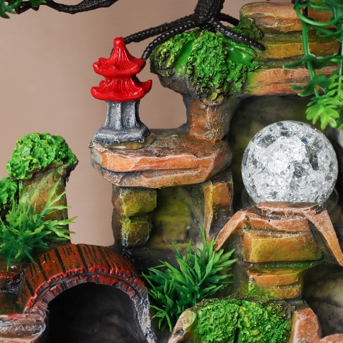 Фонтан "Каменные ступеньки под деревом" 27х16 см (с подсветкой)