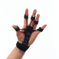 Массажёр для разработки рук и пальцев, с манжетом, 8 &times; 14 &times; 2,8 см, цвет чёрный