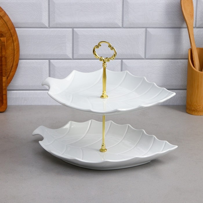 Этажерка «Листик», двухъярусная, большая, фарфор, Иран Этажерка «Листик», двухъярусная, большая, фарфор, Иран