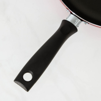 Сковорода Blaze, d=28 см, стеклянная крышка, антипригарное покрытие, цвет красный Сковорода Blaze, d=28 см, стеклянная крышка, антипригарное покрытие, цвет красный