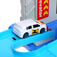 Парковка &laquo;Город&raquo; с 6 машинками и лифтом, свет и звук