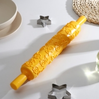 Скалка кондитерская &laquo;Цветочки&raquo;, 37 см, рабочая часть 25 см, фактурная, цвет жёлтый