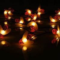 Гирлянда «Нить» 4.5 м с насадками «Пчёлки», IP44, тёмная нить, 30 LED, свечение тёплое белое, 2 режима, солнечная батарея Гирлянда «Нить» 4.5 м с насадками «Пчёлки», IP44, тёмная нить, 30 LED, свечение тёплое белое, 2 режима, солнечная батарея