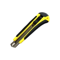 Нож канцелярский 18 мм пластик с мет., направляющ, фиксатор, прорезиненный МИКС в блистере Нож канцелярский 18 мм пластик с мет., направляющ, фиксатор, прорезиненный МИКС в блистере