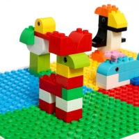 Игровой набор «Стол со стульчиком», конструктор, 60 деталей Игровой набор «Стол со стульчиком», конструктор, 60 деталей