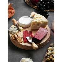 Набор для подачи сыра, доска из дуба 25&times;25&times;3,5 см, 4 ножа для сыра