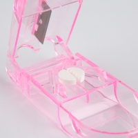 Таблетница с делителем «Сердце», 1 секция, 8.5 х 4 х 2.5 см. Таблетница с делителем «Сердце», 1 секция, 8.5 х 4 х 2.5 см.