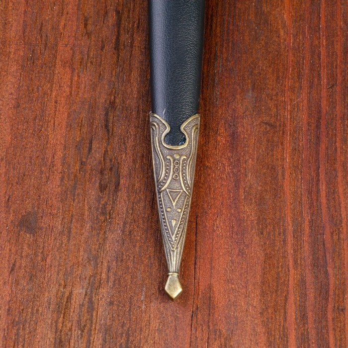 Кортик, рукоять черная со вставкой из бронзы, металл, пластик, 35 см Кортик, рукоять черная со вставкой из бронзы, металл, пластик, 35 см