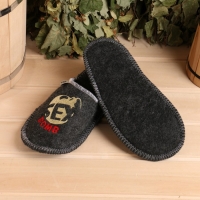 Тапочки для бани серые с вышивкой "SEX bomb" женские (26 см внутр. стелька) Тапочки для бани серые с вышивкой "SEX bomb" женские (26 см внутр. стелька)