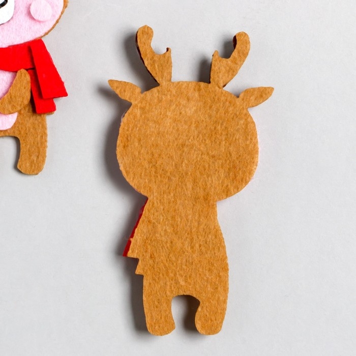 Декор для творчества войлок Декор для творчества войлок "Оленёнок в шарфике" 9,5х5,2 см