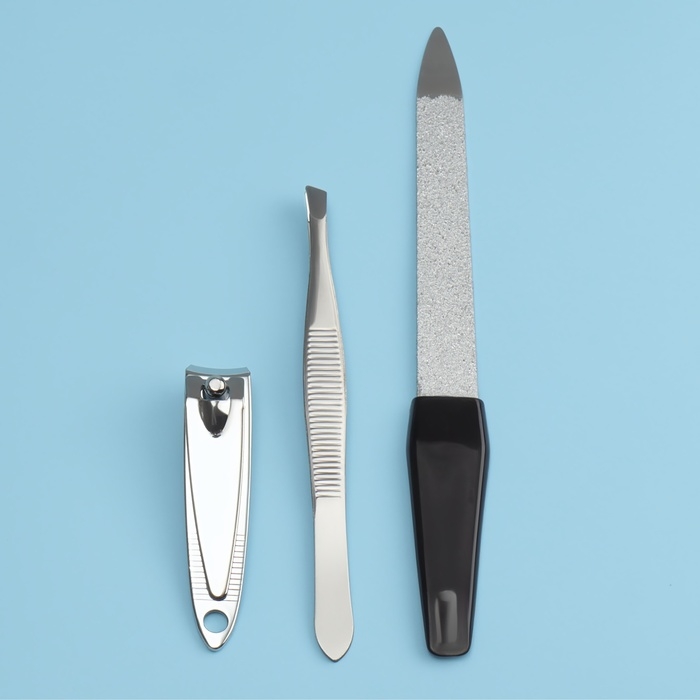 Набор маникюрный, 3 предмета, цвет чёрный/серебристый Набор маникюрный, 3 предмета, цвет чёрный/серебристый