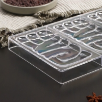 Форма для шоколада KONFINETTA LOVE, 27,5&times;17,5&times;2,5 см, 3 ячейки 7&times;7 см, цвет прозрачный