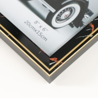 Фоторамка пластик 15х20 см "Черный мрамор с золотой рамкой" 17х22 см