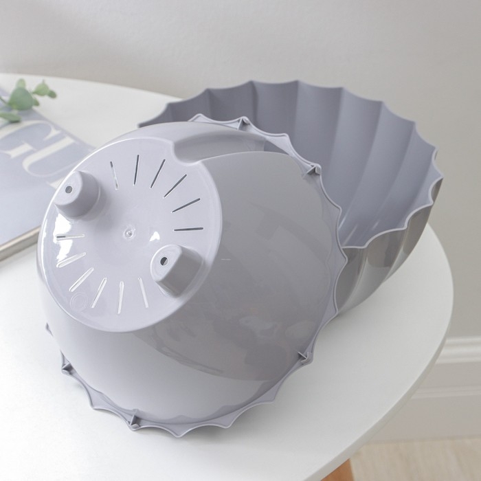 Кашпо для цветов с автополивом «Ракушка», 2,4 л, d=22см, h=10,5 см, цвет серый Кашпо для цветов с автополивом «Ракушка», 2,4 л, d=22см, h=10,5 см, цвет серый