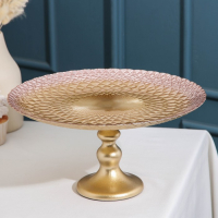 Блюдо сервировочное «Барокко», d=28 см, на ножке, цвет золотой с розовым Блюдо сервировочное «Барокко», d=28 см, на ножке, цвет золотой с розовым