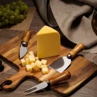 Набор для сыра «Эмменталь» Набор для сыра «Эмменталь»