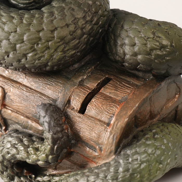 Копилка Копилка "КОБРА НА СУНДУКЕ" 20 х 17 х 12 см.