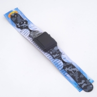 Часы наручные электронные с камуфляжным, силиконовым ремешком Часы наручные электронные с камуфляжным, силиконовым ремешком