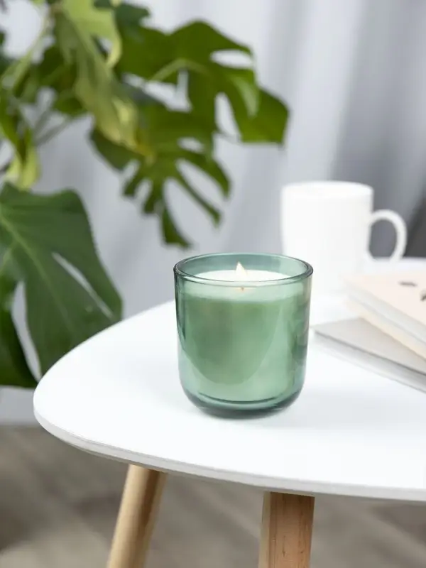 Ароматическая свеча Vitral, дубовый мох и пачули, зеленая