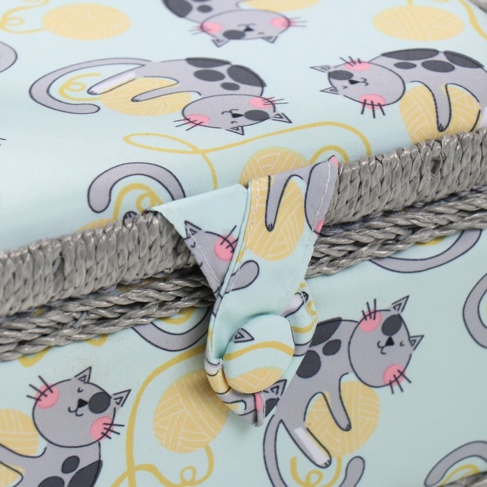 Шкатулка для рукоделия Шкатулка для рукоделия "Котята на клубках" 20х20х11 см