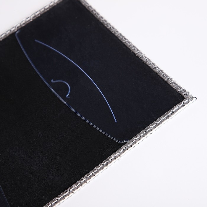 Обложка для паспорта, цвет серебряный Обложка для паспорта, цвет серебряный