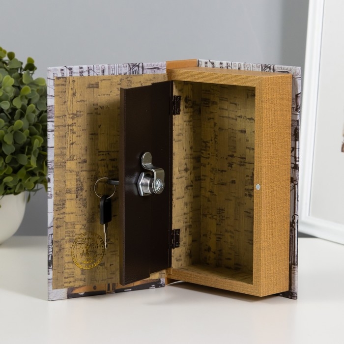 Сейф-книга дерево, кожзам "Жёлтый трамвайчик" 21х13х5 см