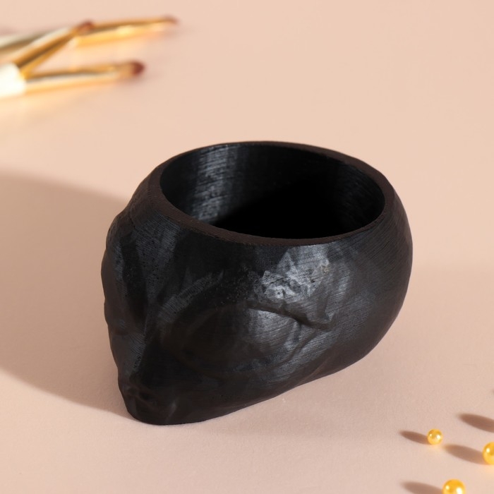 Предмет интерьера Предмет интерьера "Пришелец" высота 5 см, d-6 см черный