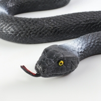 Резиновая змея &laquo;Чёрная мамба&raquo;