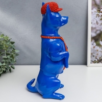 Сувенир полистоун "Той-терьер в кепке и галстуке" синий с оранжевым 29,5х14х11,5 см