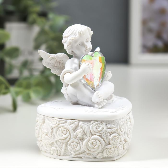 Сувенир полистоун шкатулка "Белоснежный ангел с переливающимся сердцем" 8х6,5х5,4 см
