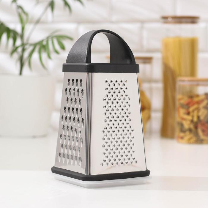 Тёрка с контейнером &laquo;Синтай&raquo;, 13&times;13,5&times;24 см, цвет ручки чёрный