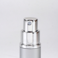 Флакон для парфюма, с распылителем, 10 мл, цвет серебристый Флакон для парфюма, с распылителем, 10 мл, цвет серебристый