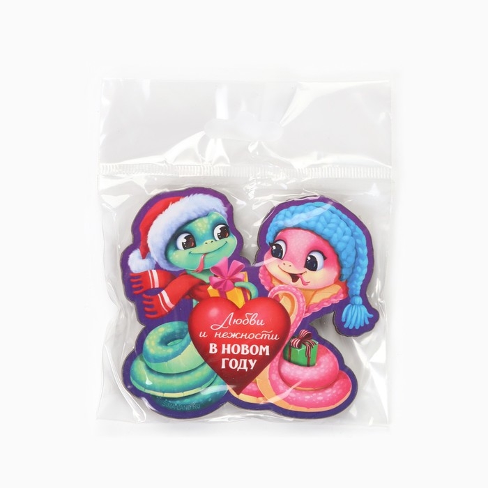 Магнит новогодний деревянный &laquo;Новый год: Любви и нежности&raquo;, 8 х 7.1 см