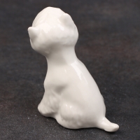 Статуэтка фарфоровая "Вест хайленд уайт терьер, сидит", 7 см Статуэтка фарфоровая "Вест хайленд уайт терьер, сидит", 7 см