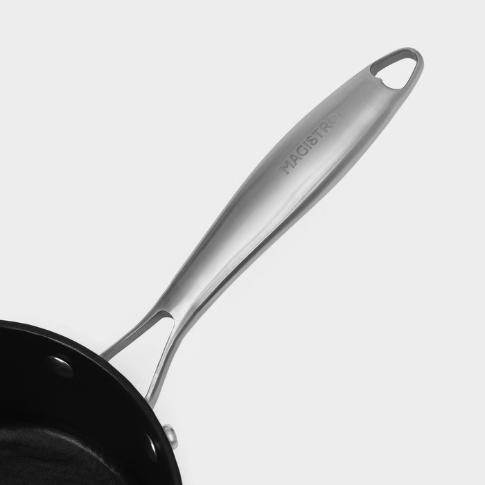 Ковш из нержавеющей стали Magistro &laquo;Rock Stone&raquo;, 1,5 л, d=18 см, h=8 см, с крышкой, антипригарное покрытие, индукция