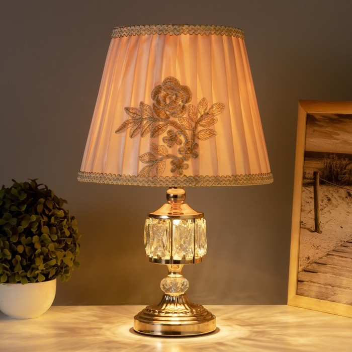 Лампа настольная "Энтузиазм" 1x60Вт E27 золото низ подсветка 26х26х46 см RISALUX
