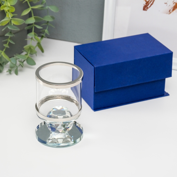 Подсвечник стекло на 1 свечу Подсвечник стекло на 1 свечу "Стаканчик на кристалле" прозрачный 11х7х7 см