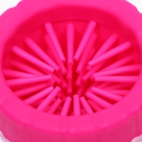 Лапомойка для кошек и собак с силиконовыми ворсинками 9 х 9 х 11 см, розовая Лапомойка для кошек и собак с силиконовыми ворсинками 9 х 9 х 11 см, розовая