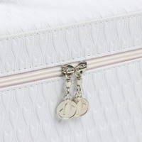 Шкатулка кожзам с зеркалом "Сердца. Белый" набор 3 шт 21х13,5х13;18,5х10,5х10;16,5х15х23 см Шкатулка кожзам с зеркалом "Сердца. Белый" набор 3 шт 21х13,5х13;18,5х10,5х10;16,5х15х23 см