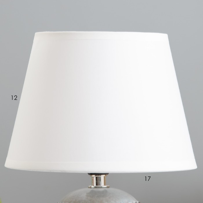 Настольная лампа Настольная лампа "Пина" Е14 40Вт светло-серый 17,5х17,5х26 см RISALUX