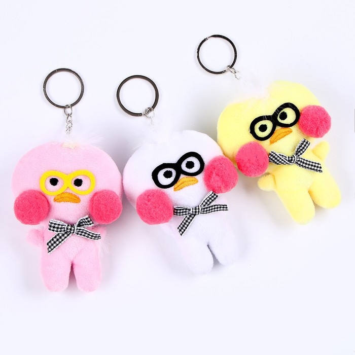 Мягкая игрушка «Утка» на брелоке, 11 см, цвет МИКС Мягкая игрушка «Утка» на брелоке, 11 см, цвет МИКС