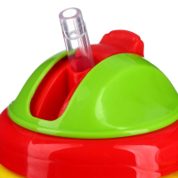 Поильник детский с силиконовой трубочкой, 300 мл., с ручками, цвет зеленый Поильник детский с силиконовой трубочкой, 300 мл., с ручками, цвет зеленый