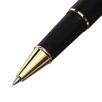 Ручка подарочная роллер в кожзам футляре Офис корпус черный/золото