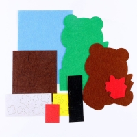 Набор для создания открытки из фетра «Мишка с подарком» Набор для создания открытки из фетра «Мишка с подарком»