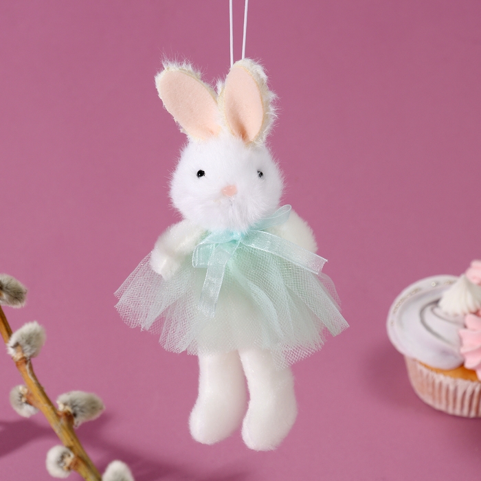 Мягкая игрушка «Зайка в платье» на подвесе, 16 см, цвет МИКС Мягкая игрушка «Зайка в платье» на подвесе, 16 см, цвет МИКС
