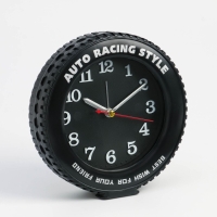 Часы - будильник настольные "Автогонки" детские, дискретный ход, d-10 см, 14 х 4 см, АА